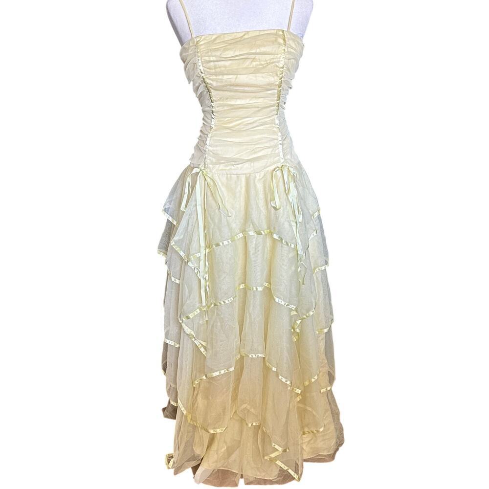 Vintage y2k yellow ruffle tiered prom dress
